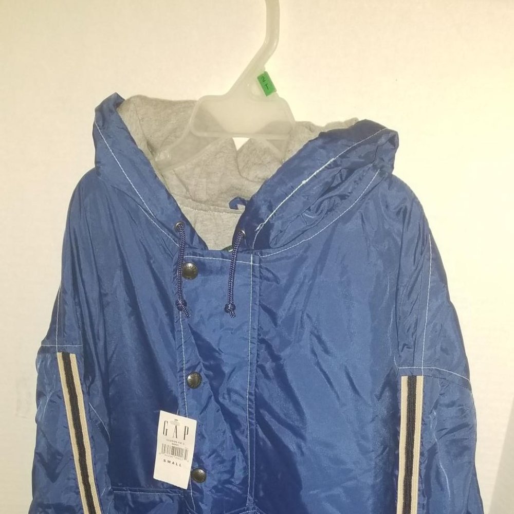 GAP BLUE SIZE SMALL JACKET WITH HOOD - NWT